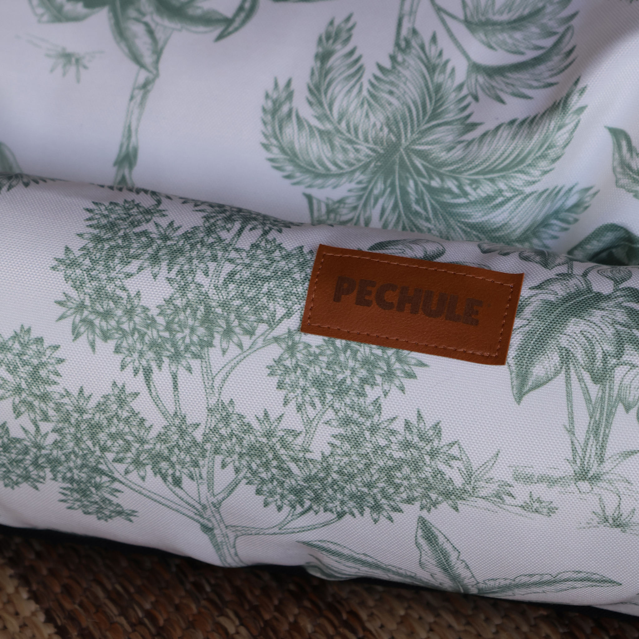 Camita Impermeable Rio - Talle M (75x60cm)