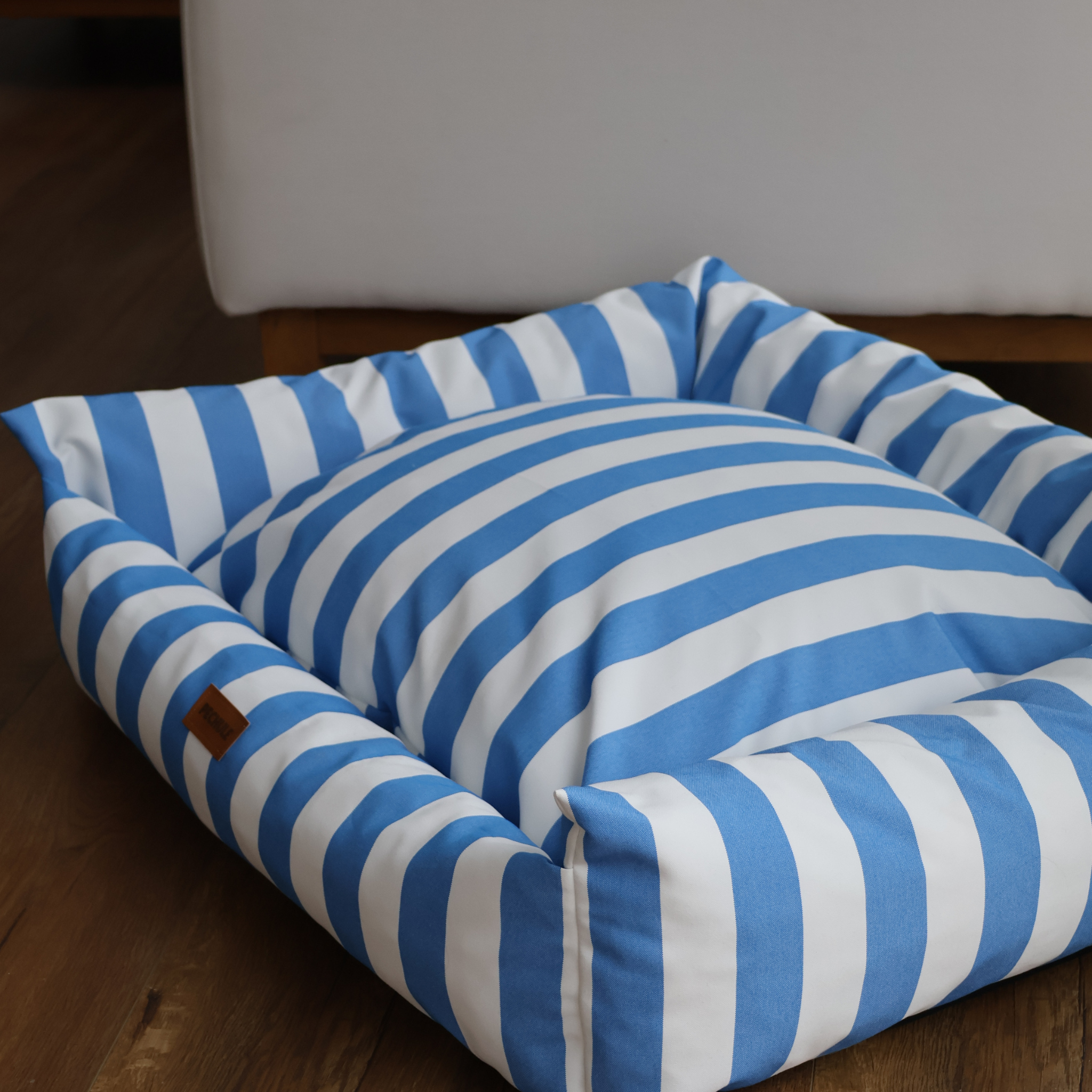 Camita Impermeable Azul - Talle M (75x60cm)