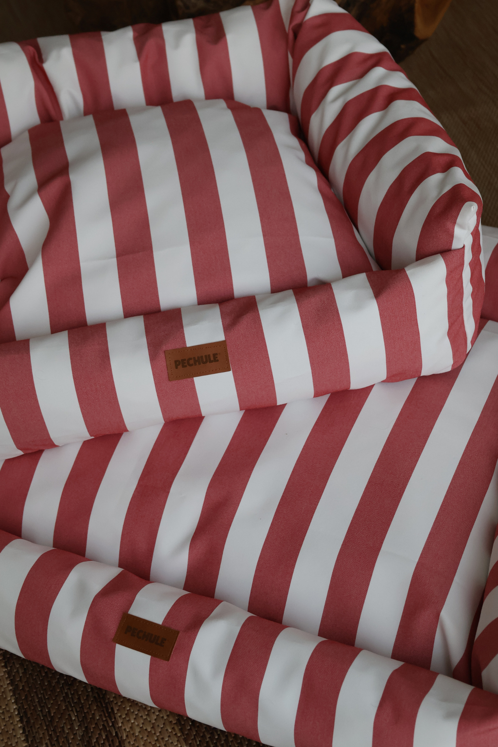 Camita Impermeable Roja - Talle S (60x50cm)