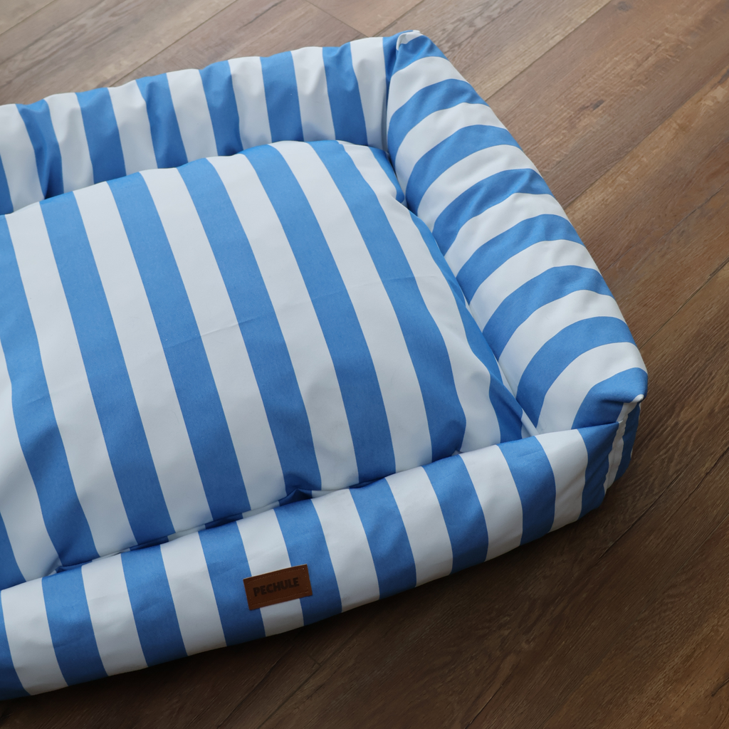Camita Impermeable Azul - Talle S (60x50cm)