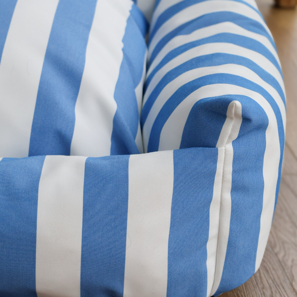 Camita Impermeable Azul - Talle L (90x70cm)