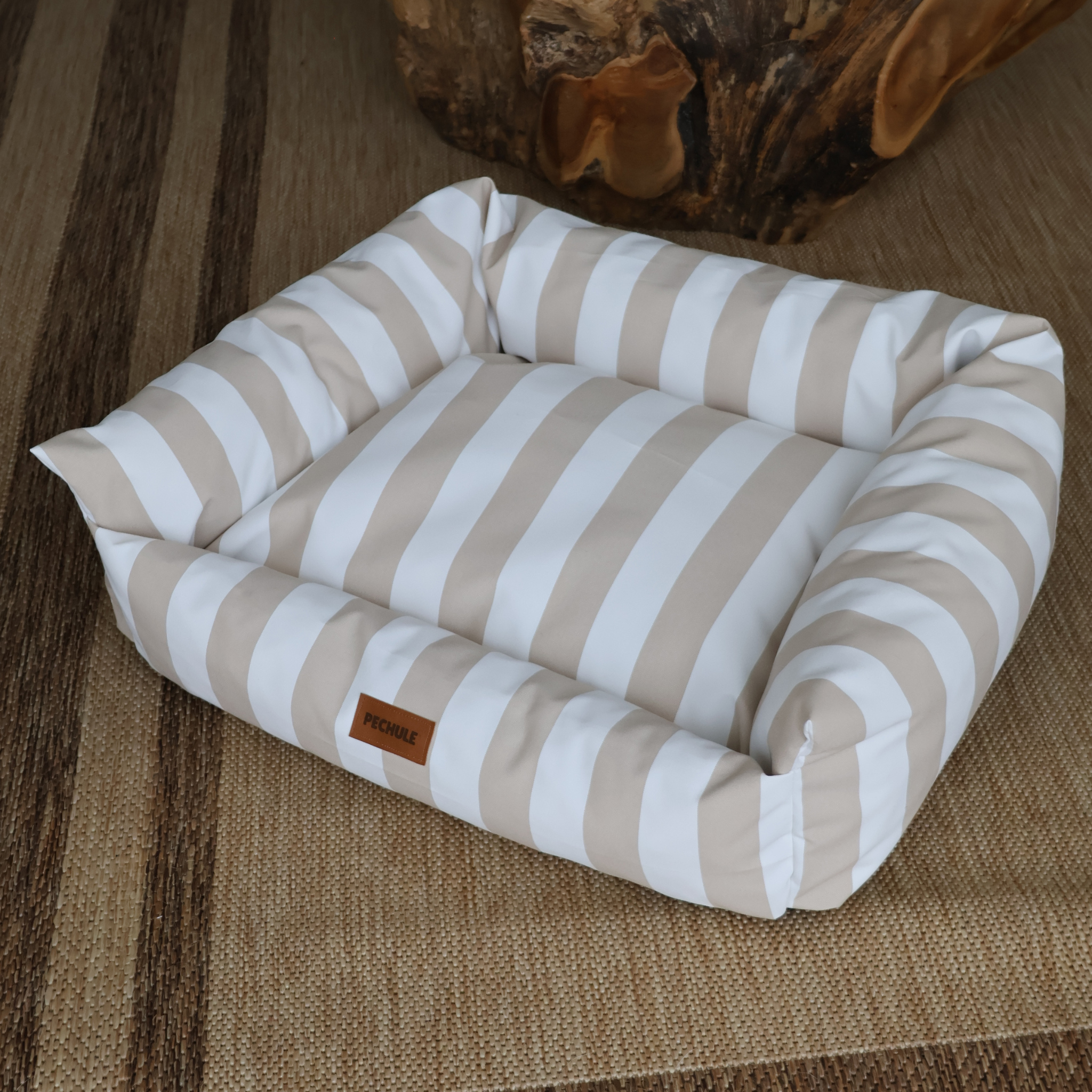 Camita Impermeable Beige - Talle S (60x50cm)